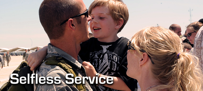 Selfless Service - Returning Soldier united with family